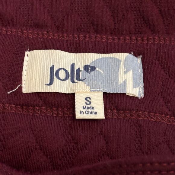 Jolt Burgundy Quilted Mini Skirt Size Small - Picture 2 of 3